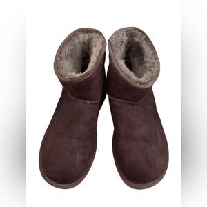 Like New UGG Women's Ultra Mini Purple Boots with Tan Bottoms Size 7